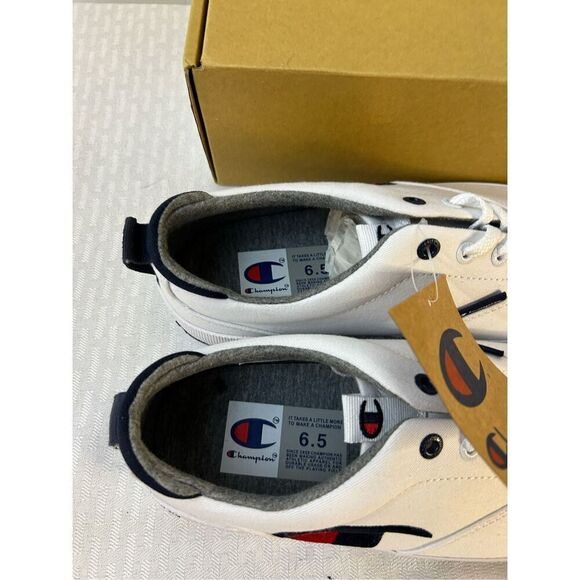 Champion sneakers 6.5 youth swipe style white laces new - Picture 5 of 7